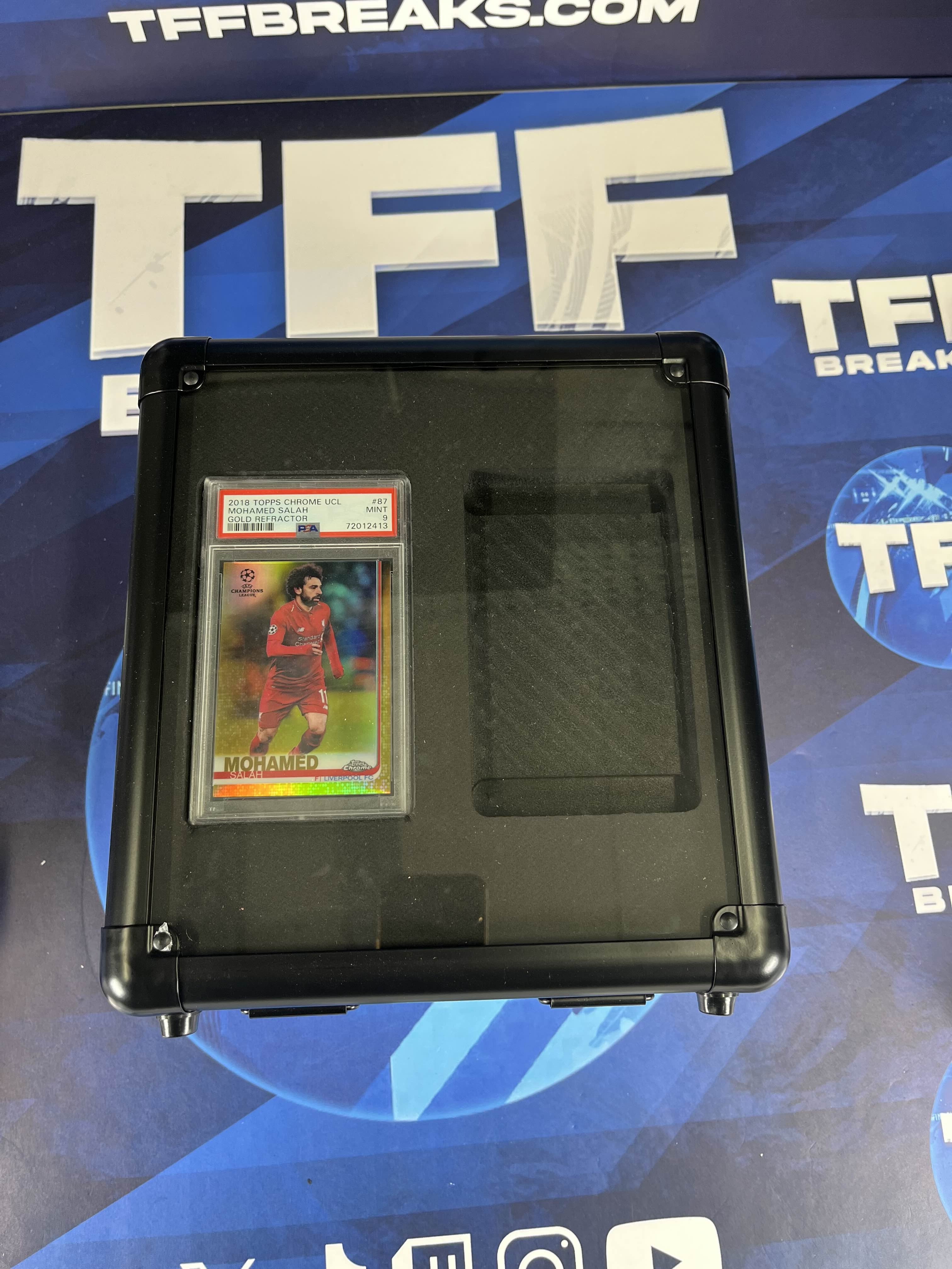 2 ROW ALUMINIUM TRADING CARD STORAGE CASE WITH DISPLAY PANEL & NUMBER SAFETY LOCK