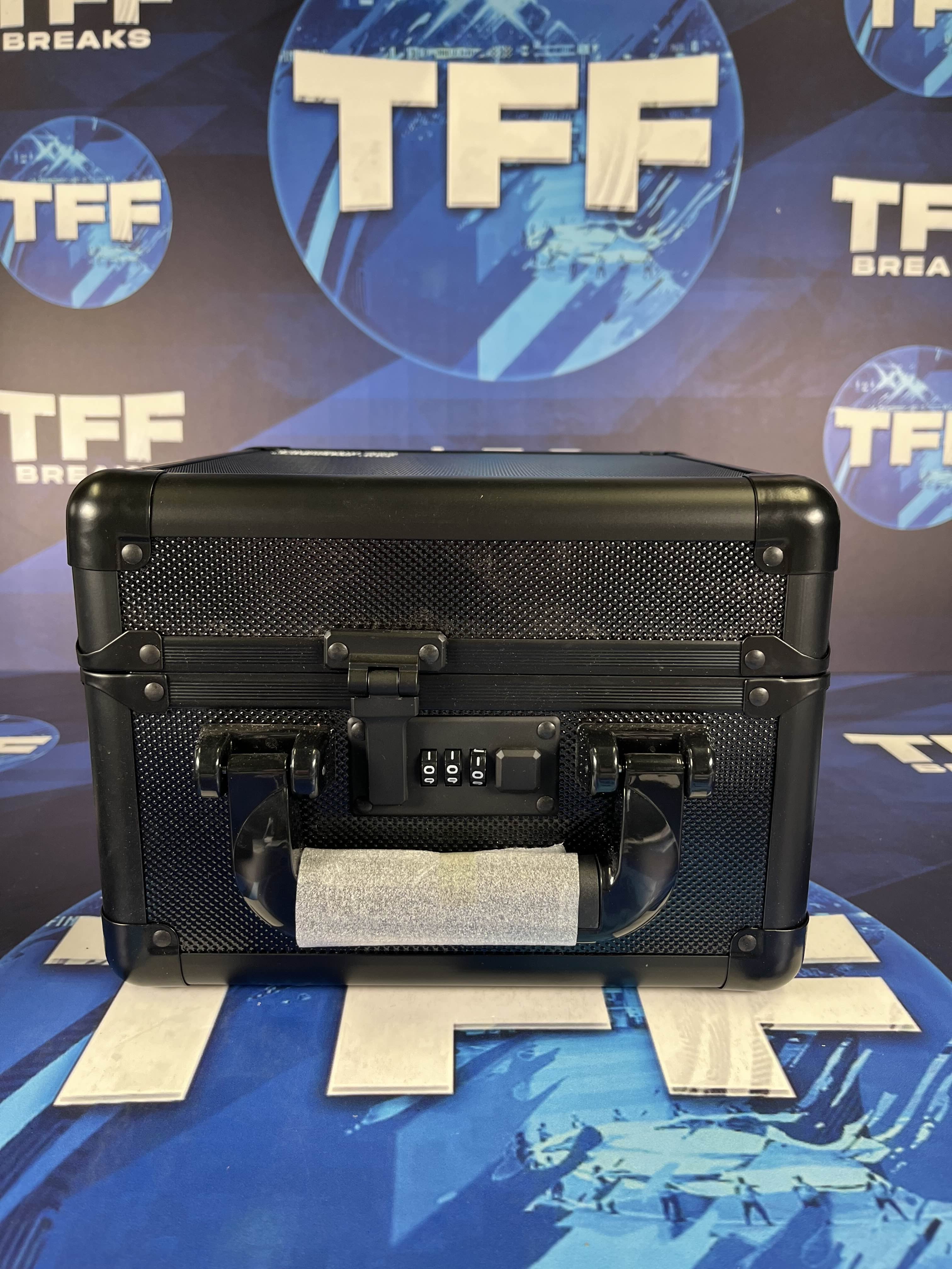 2 ROW ALUMINIUM TRADING CARD STORAGE CASE WITH NUMBER SAFETY LOCK