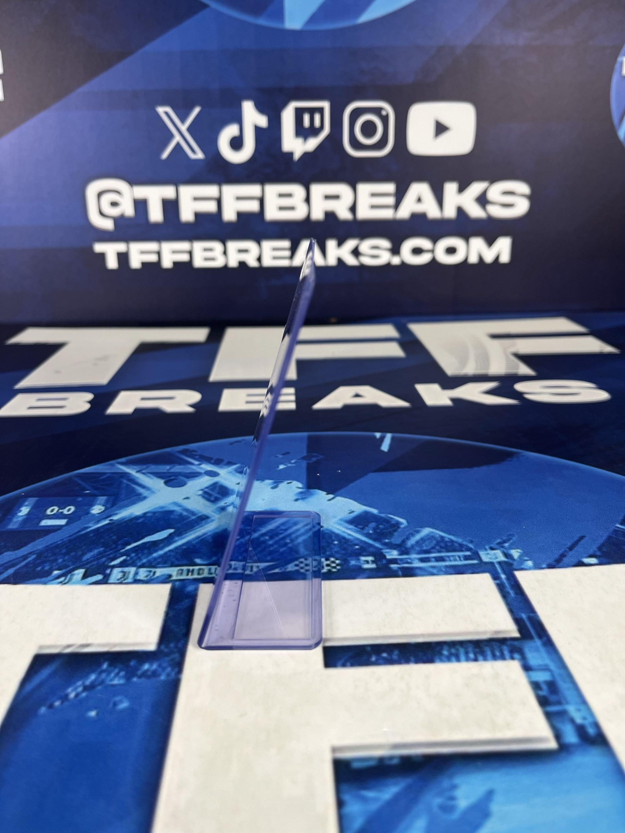 TFF BREAKS CLEAR 35pt TOPLOADER CARD STANDS (PACK OF 5)