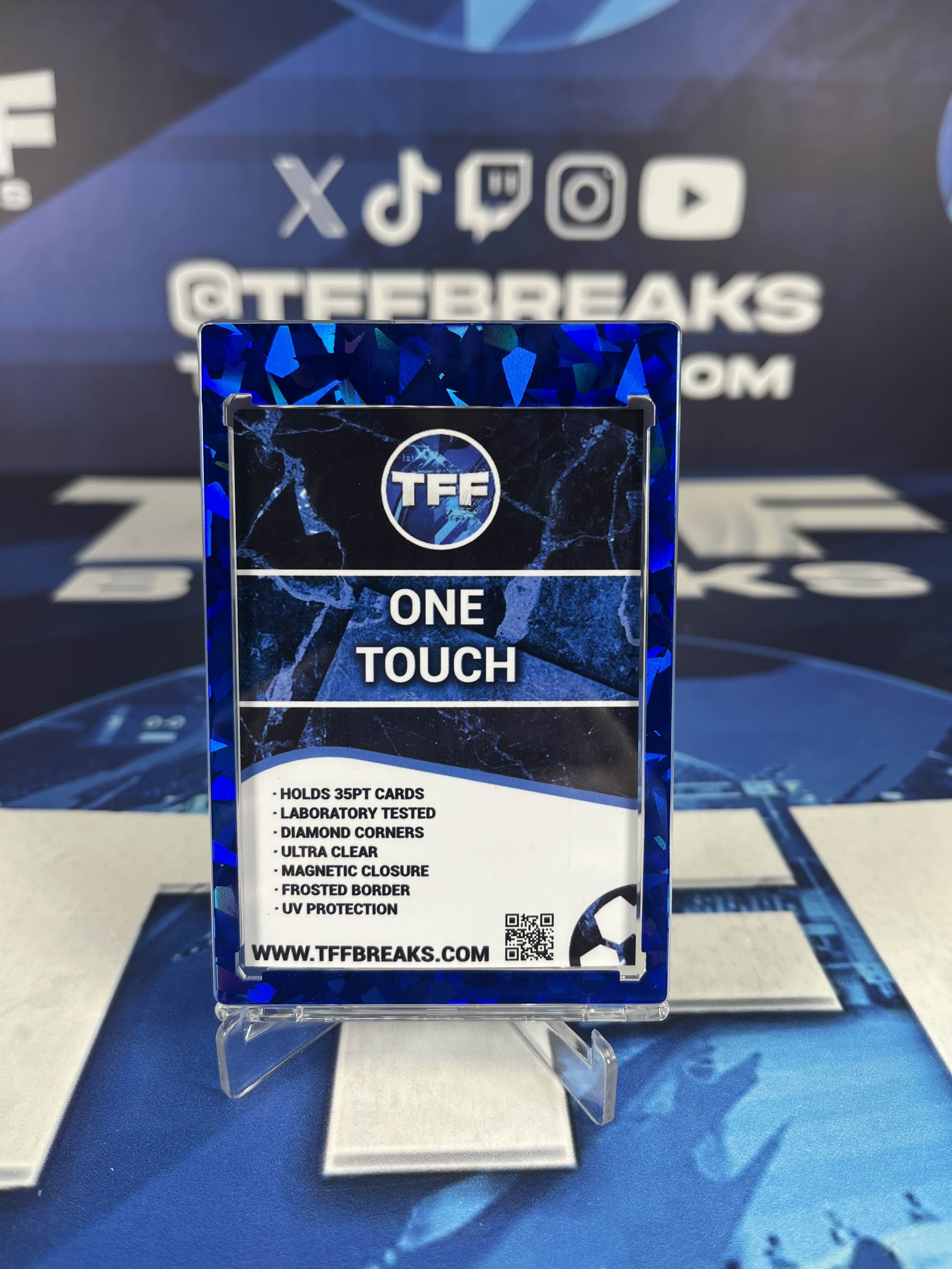 TFF BREAKS 35PT ONE TOUCH MAGNETIC CARD HOLDER